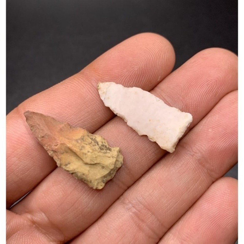 2 Authentic Madison‎ Triangle Arrowhead From Benton Co Mississippi 1 Inch